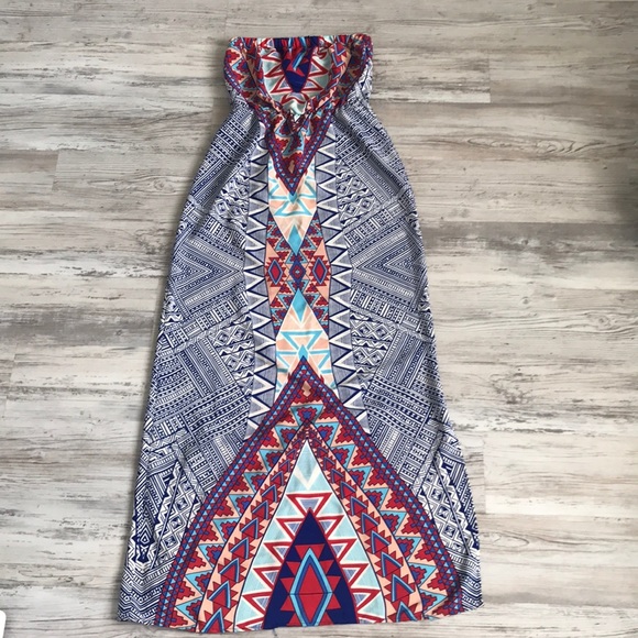 Cousin Couture Aztec Maxi - Picture 1 of 3